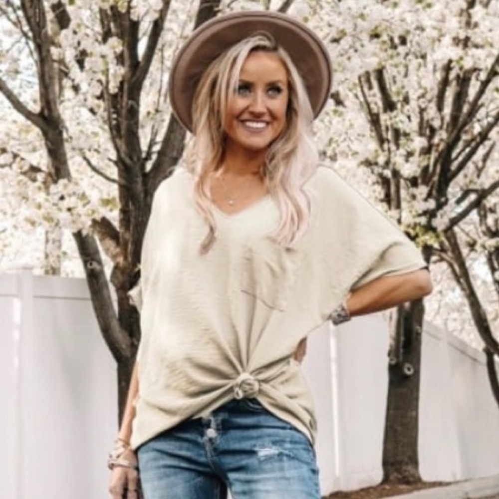 Woven Pocket V Neck Tunic